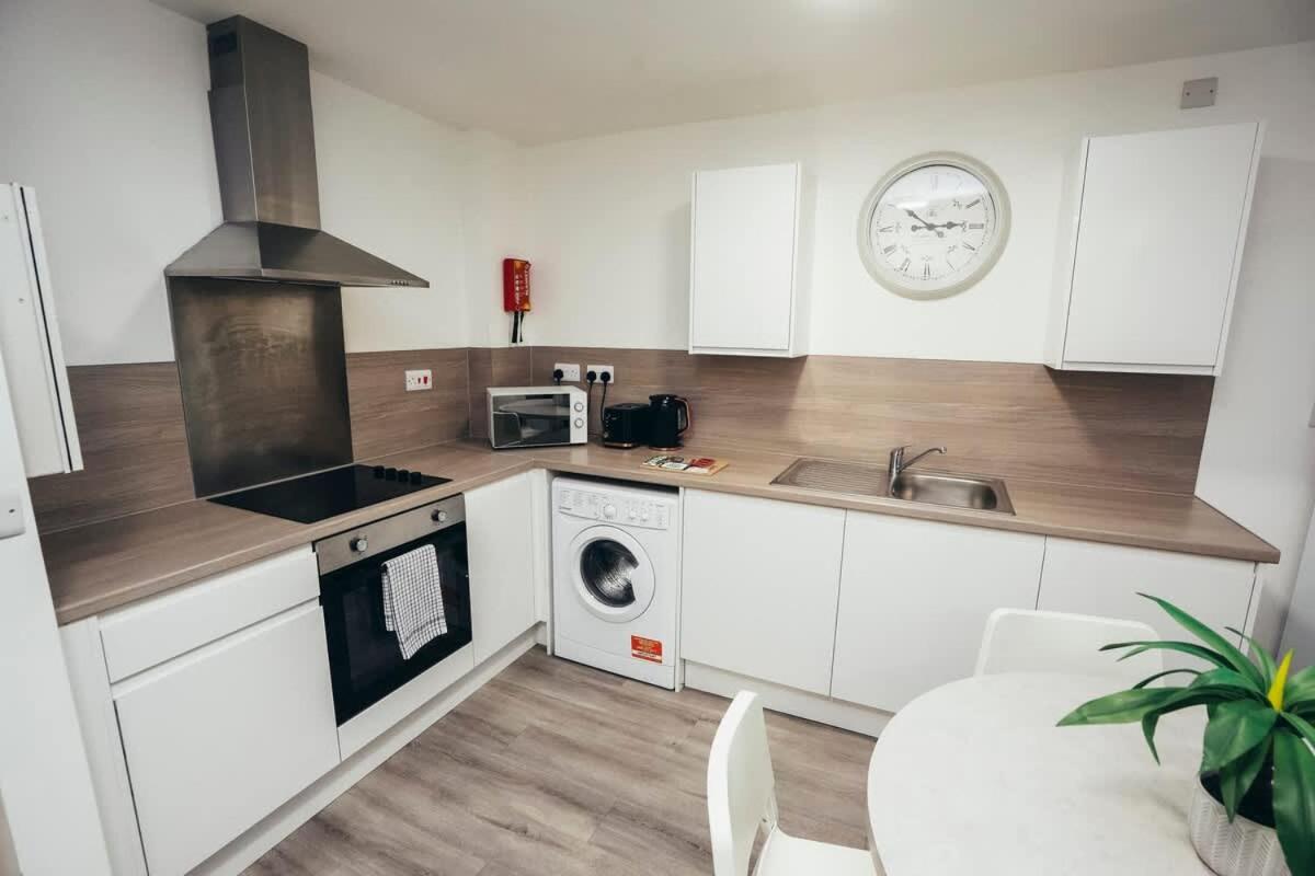 שפילד 2Br City Centre Apt, Self Check In, Wifi, By Derbnb מראה חיצוני תמונה