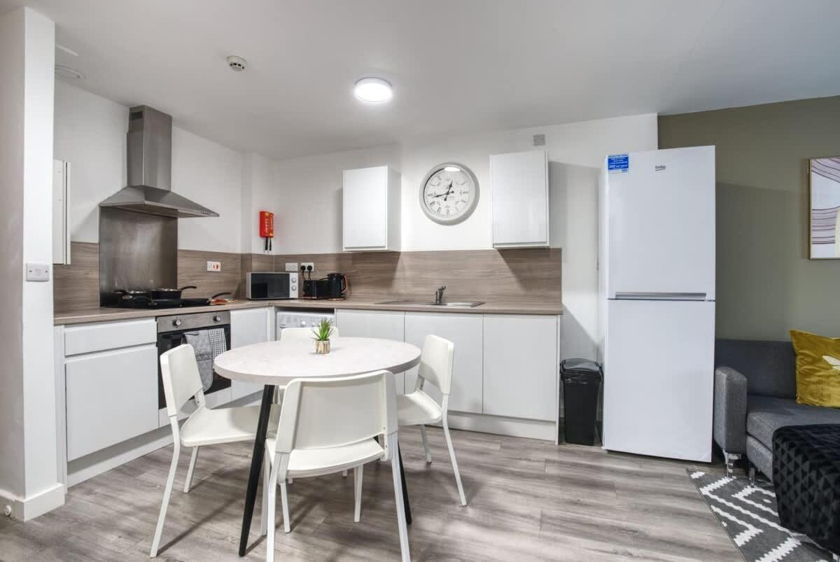 שפילד 2Br City Centre Apt, Self Check In, Wifi, By Derbnb מראה חיצוני תמונה