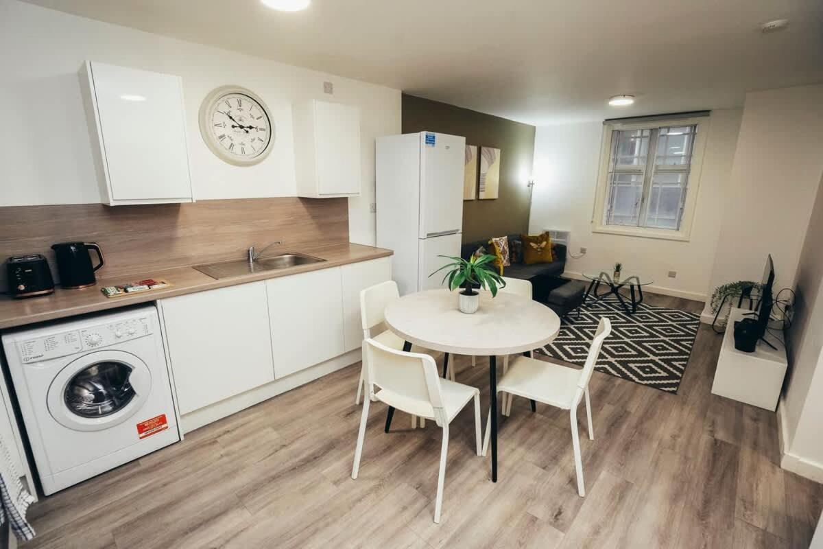 שפילד 2Br City Centre Apt, Self Check In, Wifi, By Derbnb מראה חיצוני תמונה