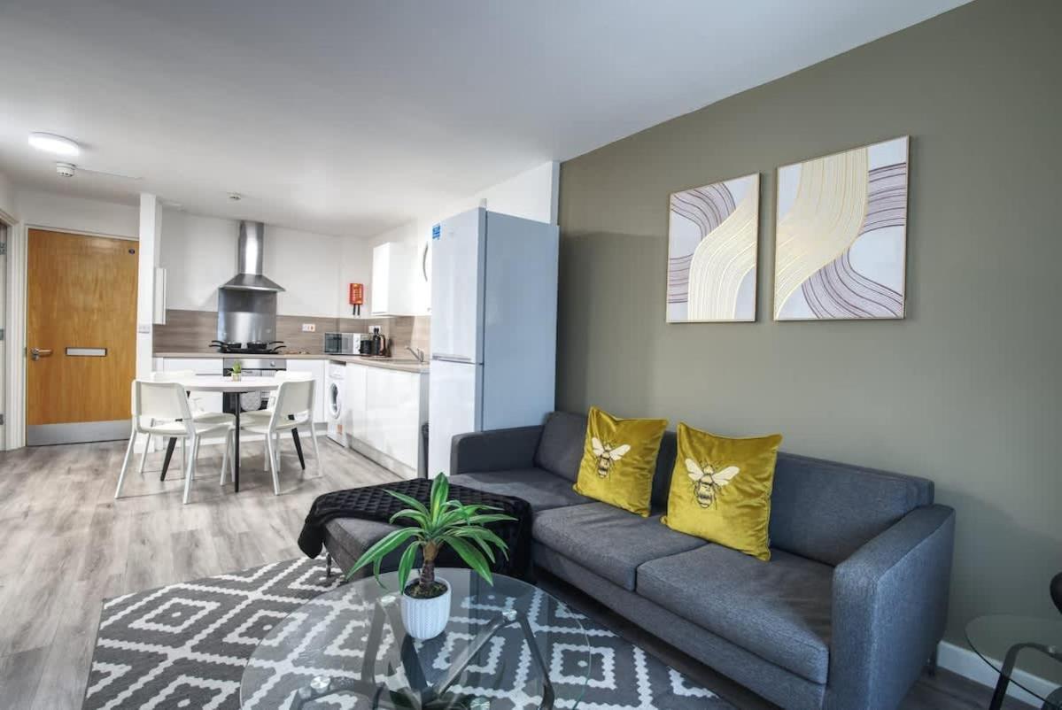שפילד 2Br City Centre Apt, Self Check In, Wifi, By Derbnb מראה חיצוני תמונה